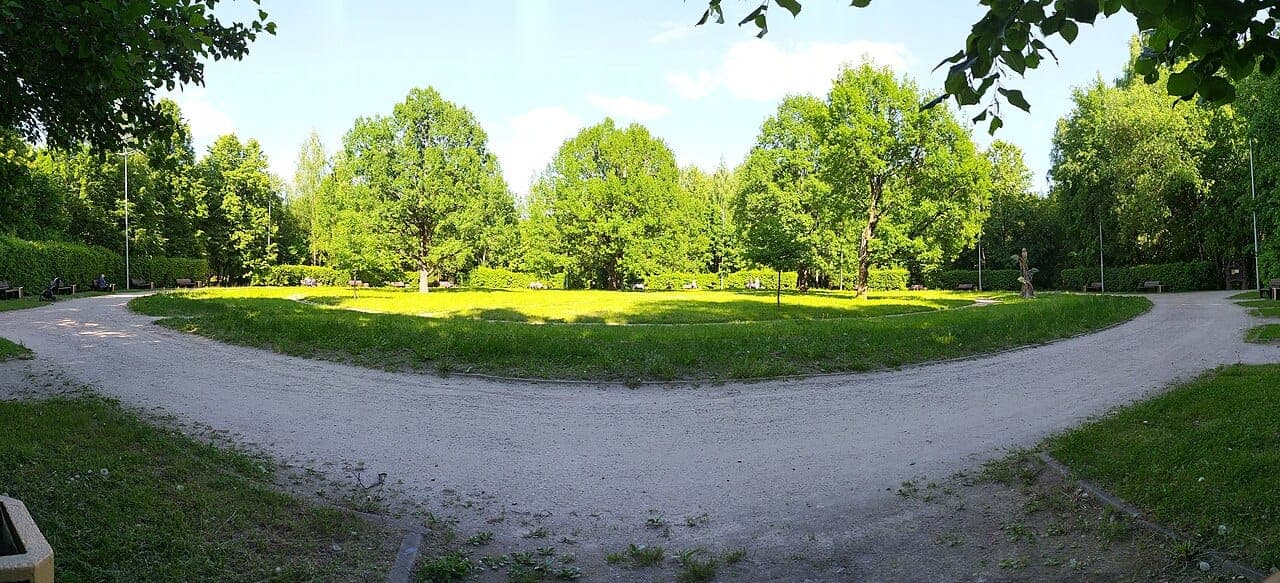 Тропарёвский парк (ландшафтный заказник «Тропарёвский»). Фотография 3