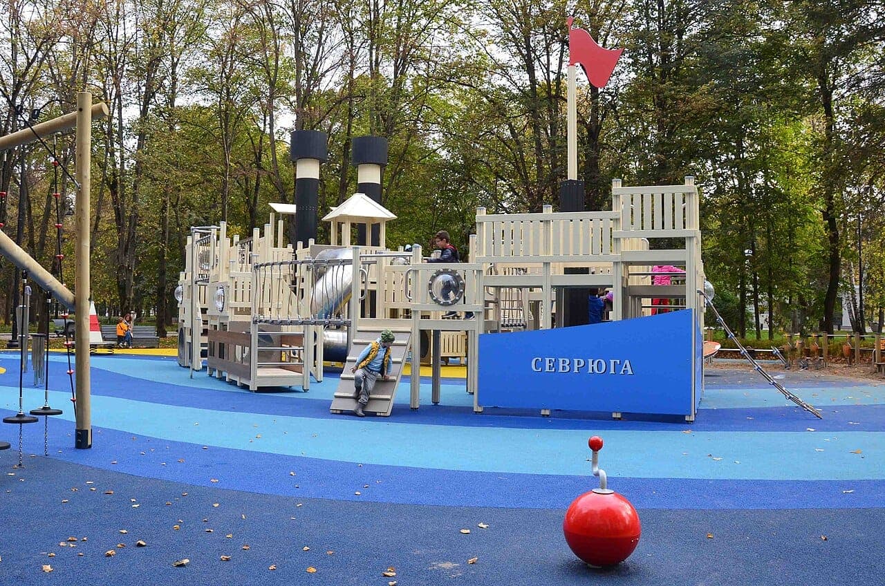 Парк Северного речного вокзала. Фотография 2