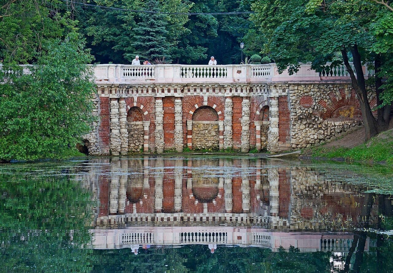 Лефортовский парк