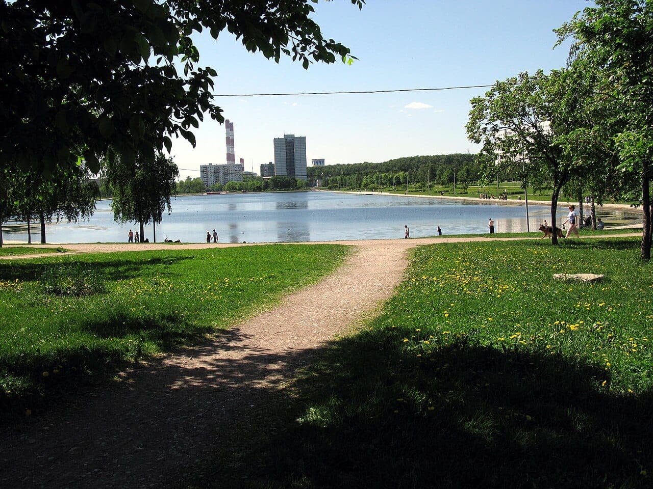 Гольяновский парк